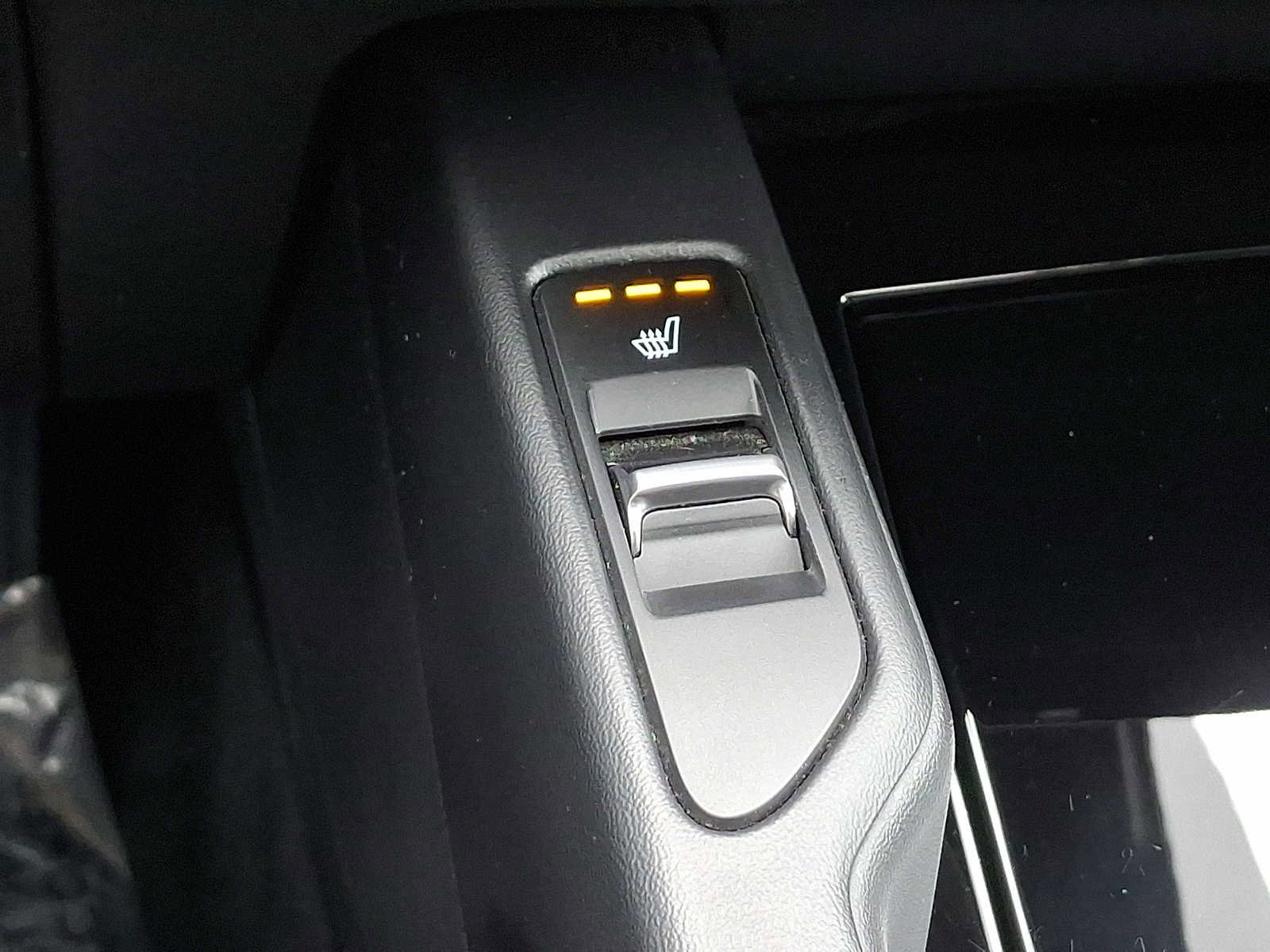 Used 2022 Kia Telluride S AWD/4WD image 32