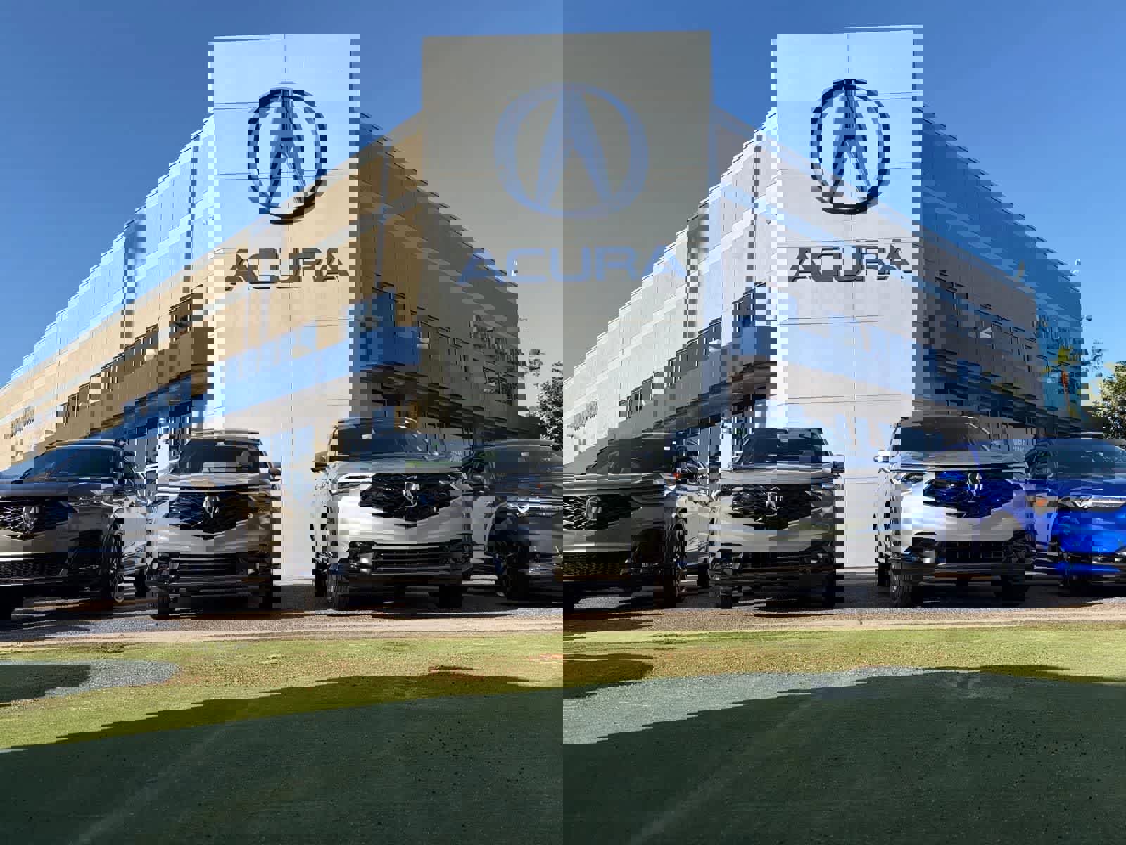 Used 2023 Acura MDX FWD w/ Technology Package image 25