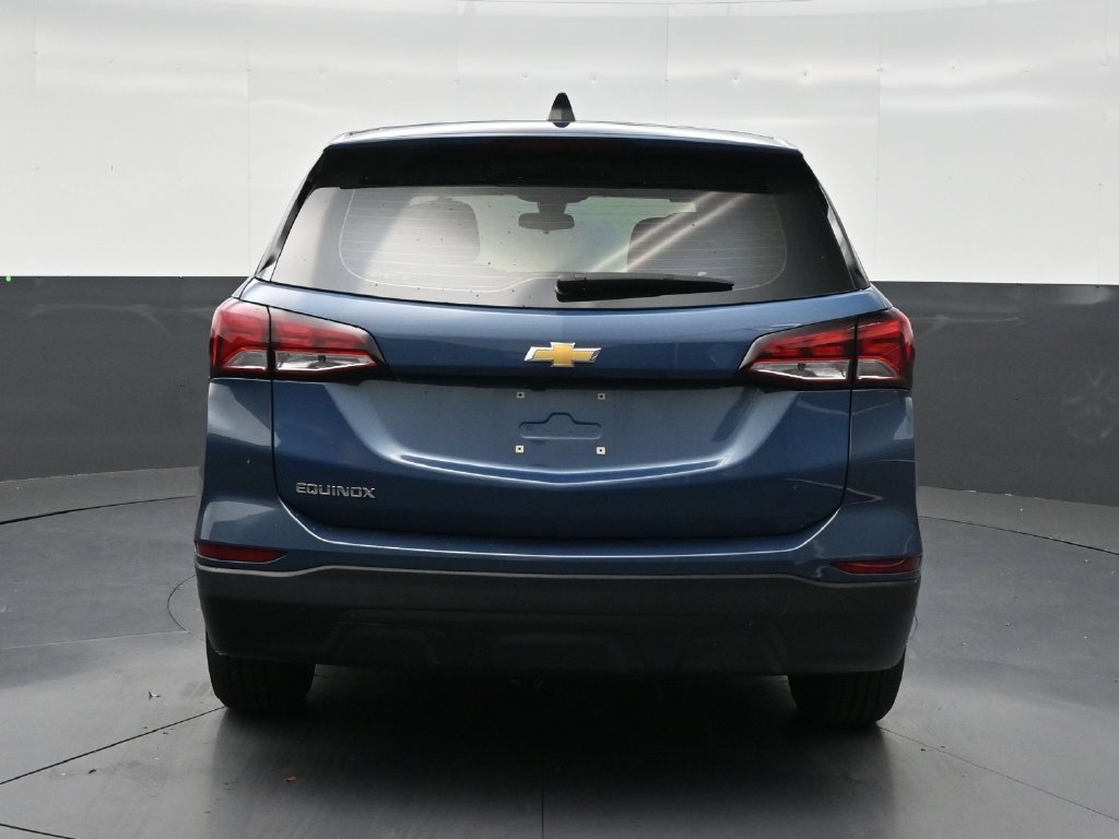 Used 2024 Chevrolet Equinox LS FWD image 4