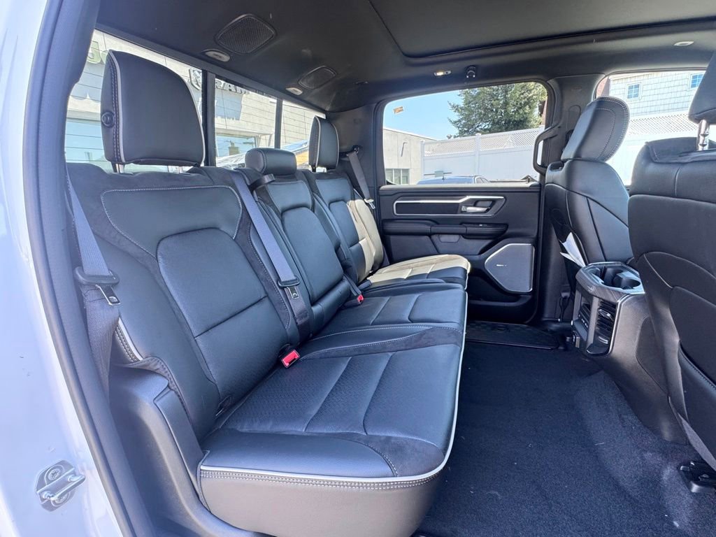 New 2026 RAM 1500 Laramie AWD/4WD image 21