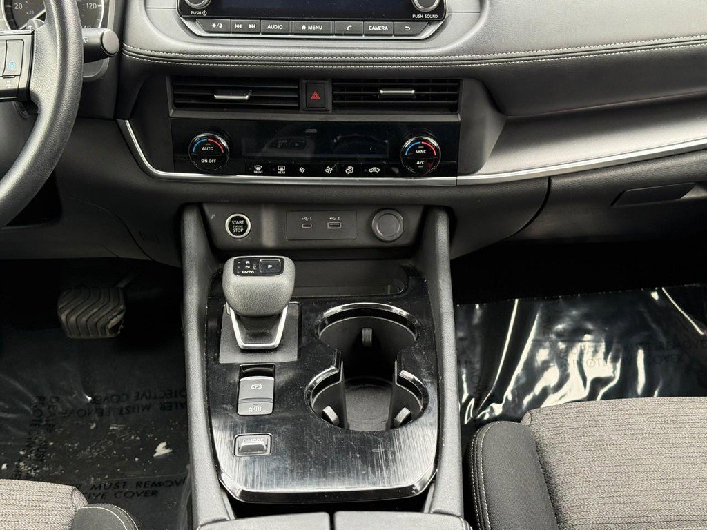 Used 2023 Nissan Rogue SV image 17