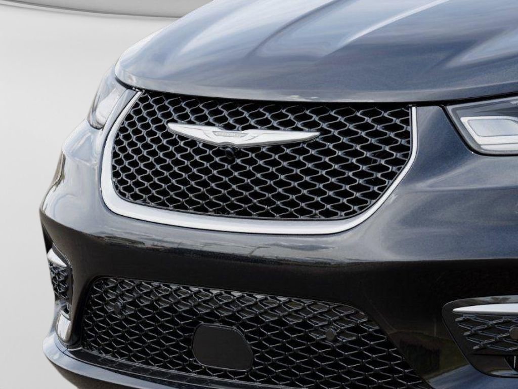 New 2026 Chrysler Pacifica Pinnacle AWD/4WD image 11
