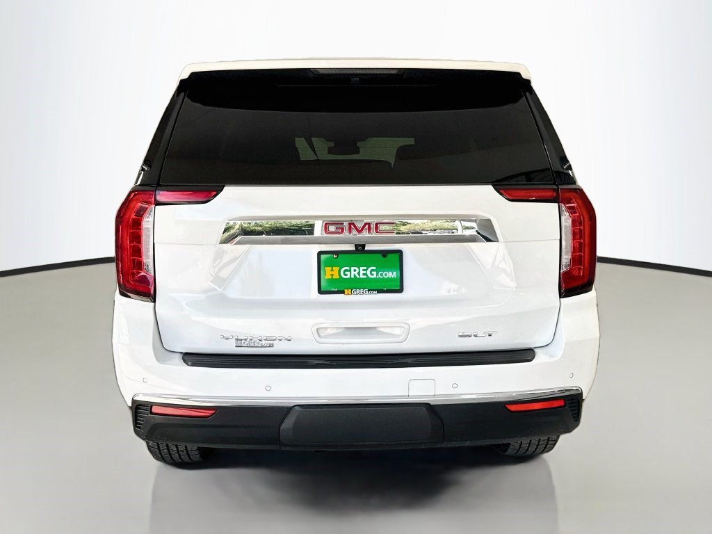 Used 2024 GMC Yukon SLT RWD image 8