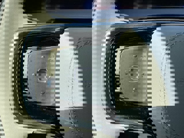 Used 2024 Lincoln Nautilus Reserve w/ Equipment Group 202A image 19