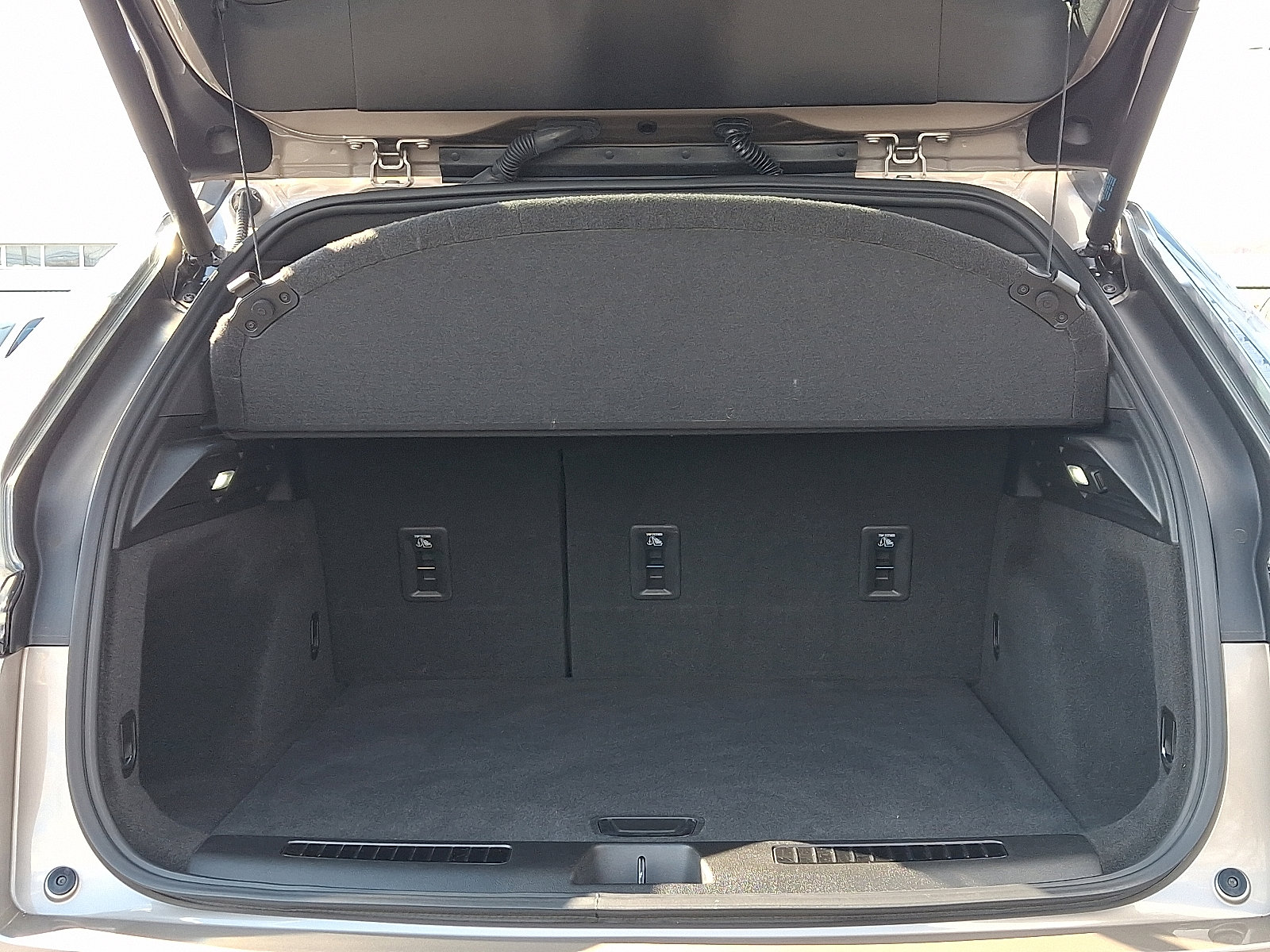 Certified 2023 Cadillac XT4 Sport w/ Cold Weather Package image 24