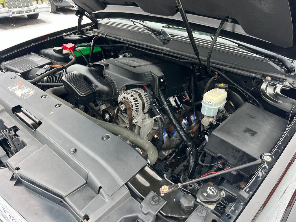 Used 2013 Chevrolet Avalanche LT w/ Suspension Package, Off-Road image 60