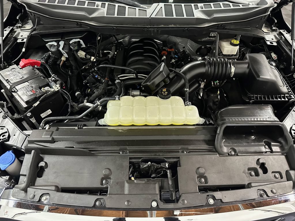 Used 2024 Ford F150 Lariat w/ Equipment Group 502A High AWD/4WD image 38