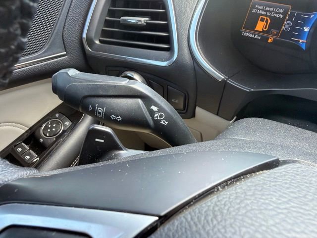 Used 2018 Ford Edge Titanium w/ Equipment Group 302A AWD/4WD image 48