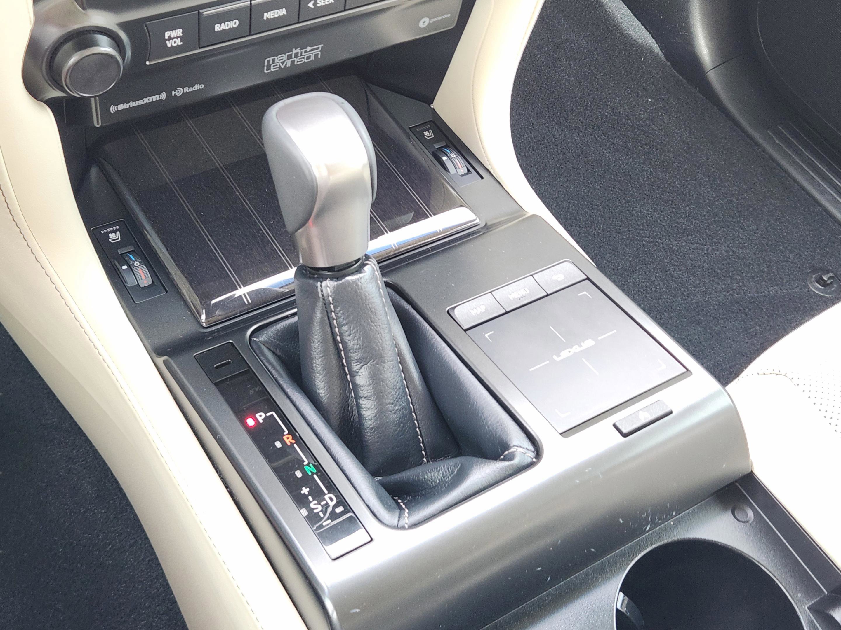 Used 2023 Lexus GX 460 Premium image 14