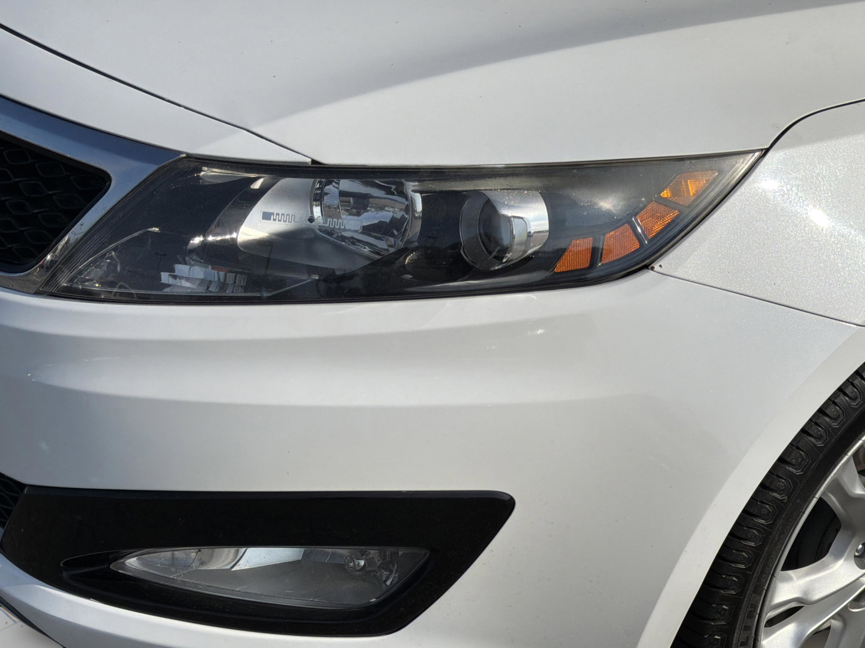 Used 2013 Kia Optima EX w/ Premium Pkg image 11