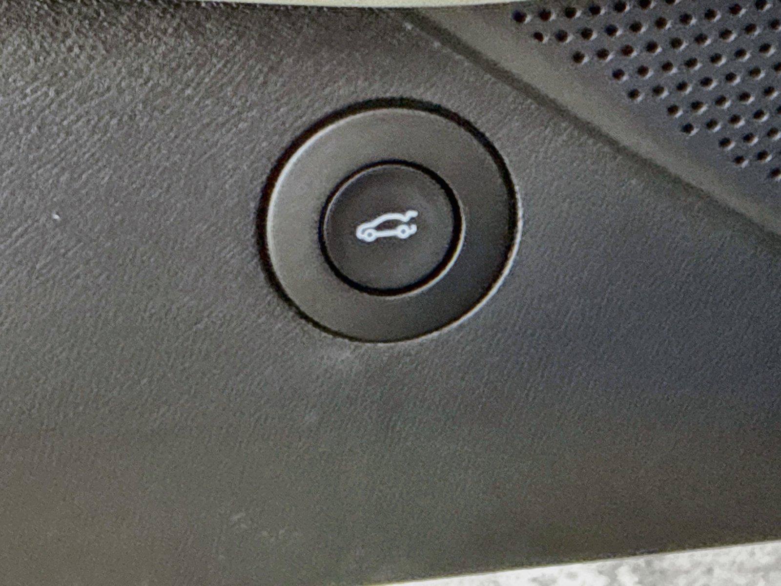 Used 2023 Chevrolet Camaro SS RWD image 26
