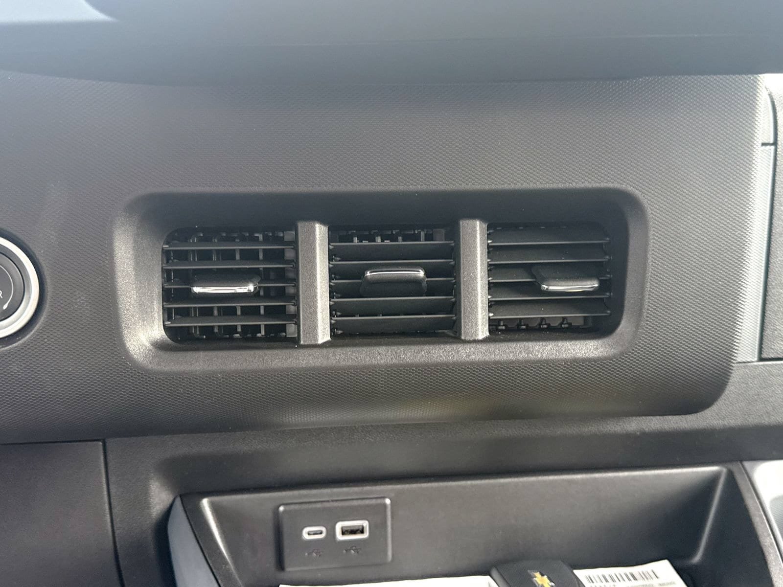 New 2026 Chevrolet Brightdrop 400 w/ Battery Pack, Max Range AWD/4WD image 24