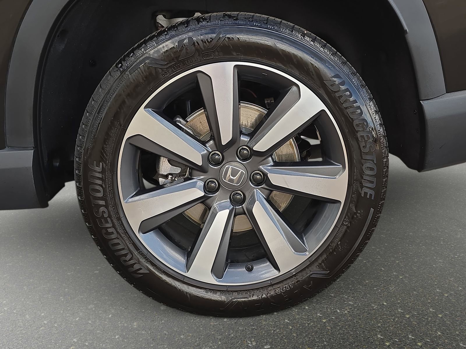 Certified 2025 Honda Pilot Touring image 34