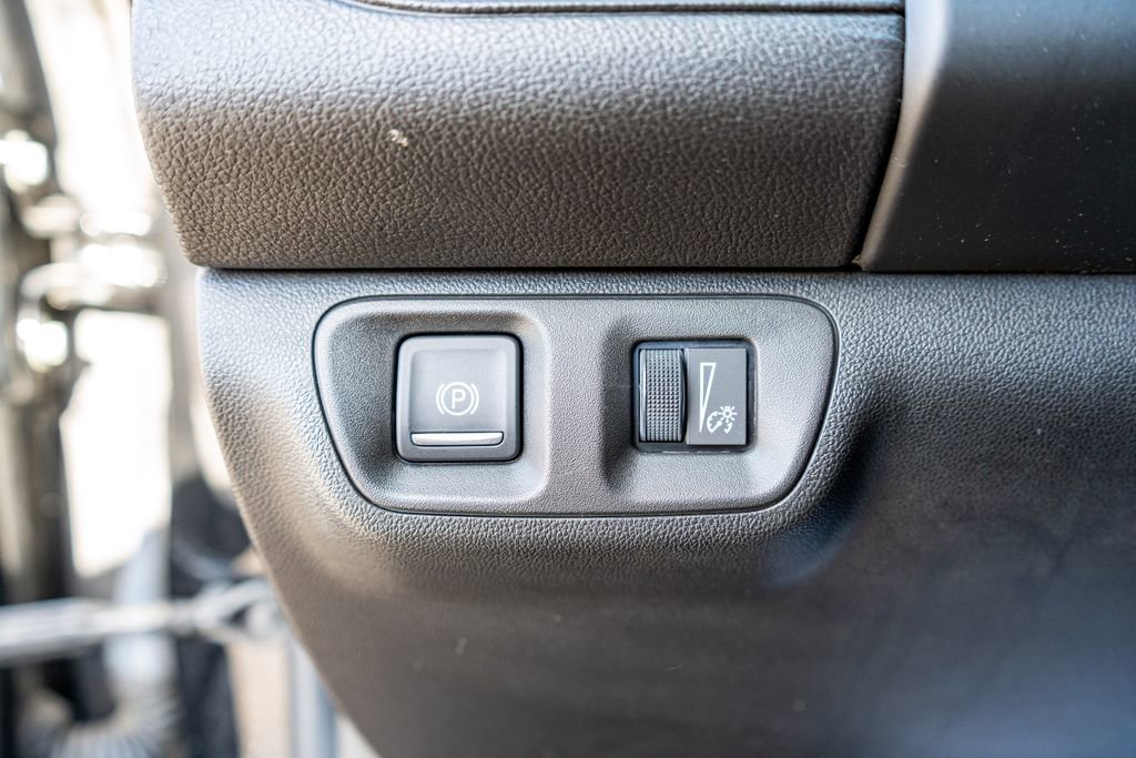 Used 2017 GMC Acadia Denali image 30