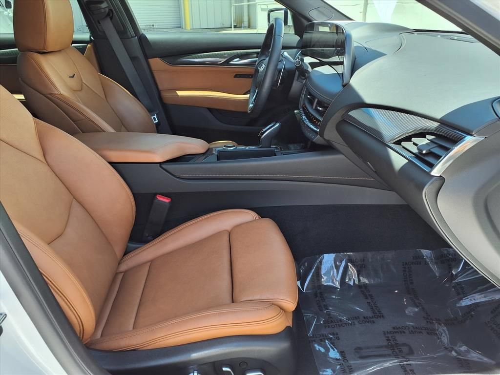 Certified 2025 Cadillac CT5 Sport w/ Platinum Package RWD image 9