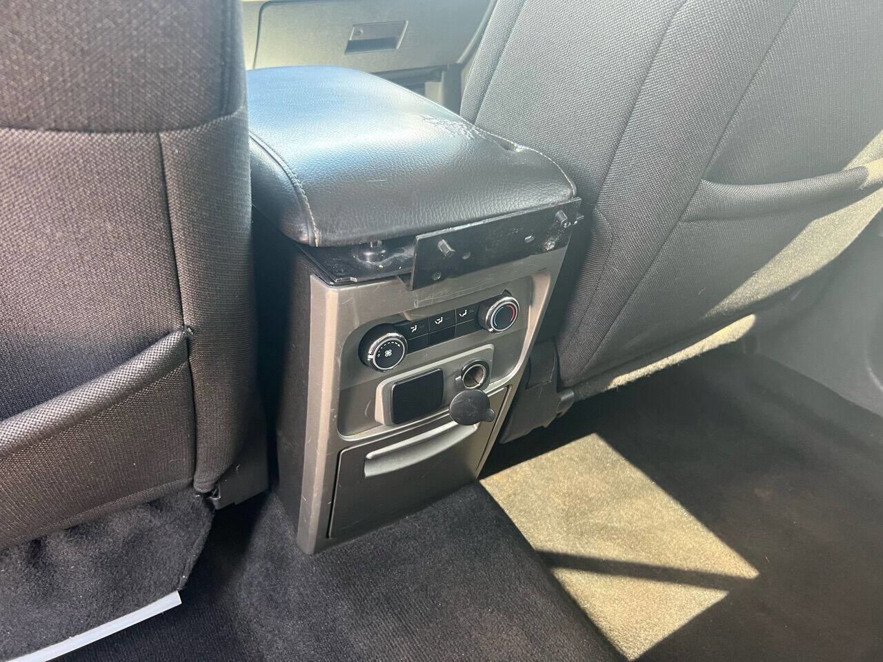 Used 2009 Ford Flex SE image 19