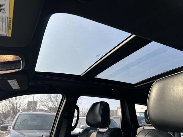 Certified 2019 Jeep Grand Cherokee Overland image 25