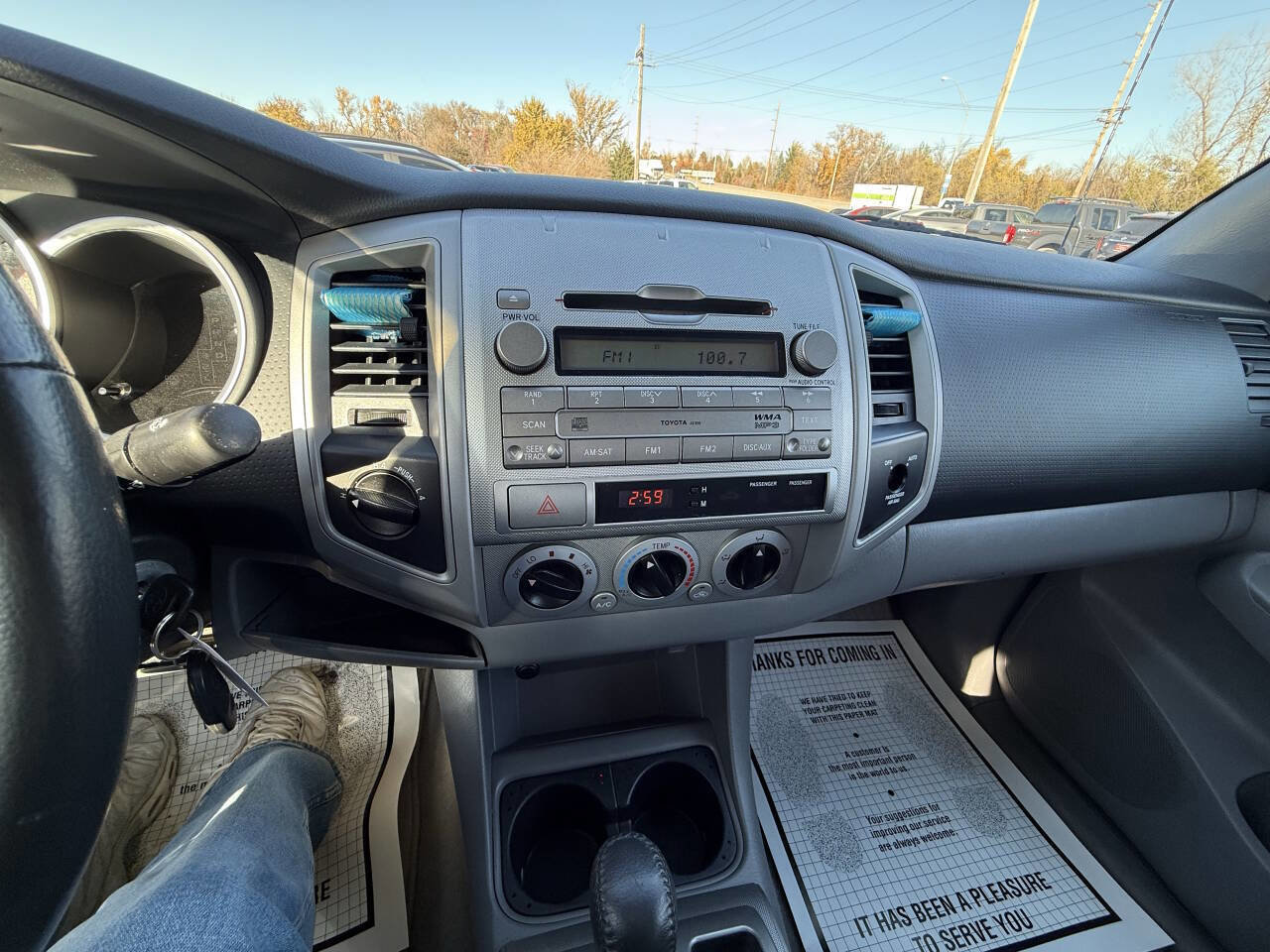 Used 2011 Toyota Tacoma 4x4 Access Cab image 17