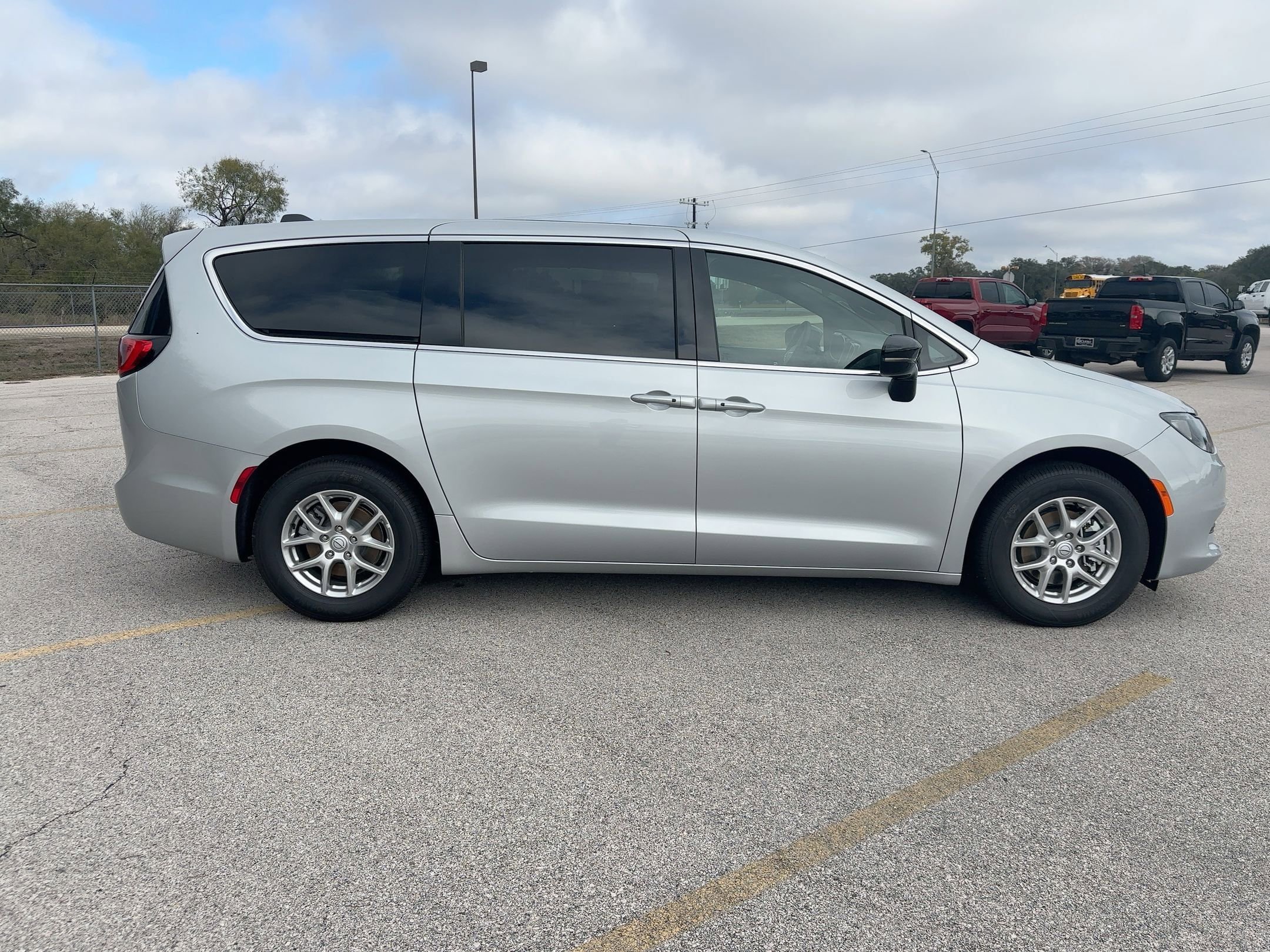 New 2026 Chrysler Voyager LX FWD image 7