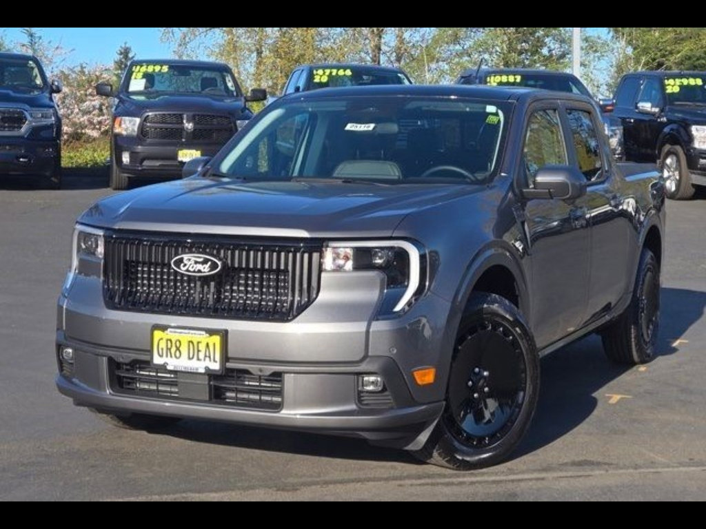 New 2025 Ford Maverick Lobo