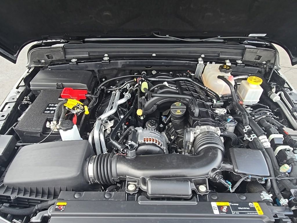 Used 2023 Jeep Gladiator Sport AWD/4WD image 10