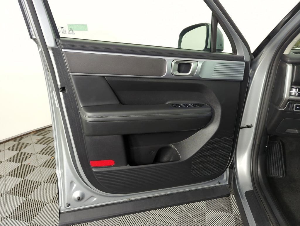 Used 2025 Hyundai Santa Fe SEL image 18