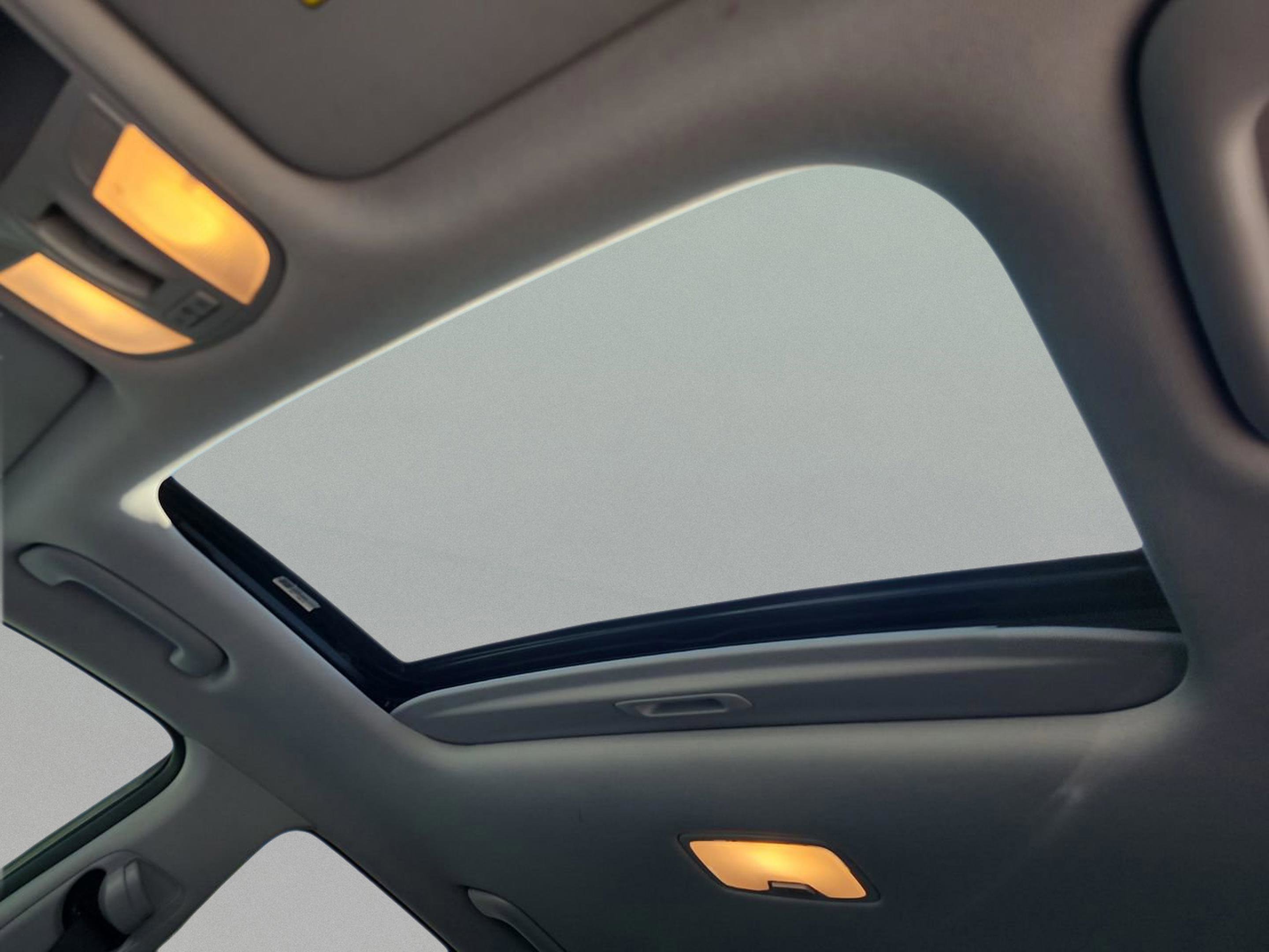 Certified 2022 Hyundai Kona Limited image 30