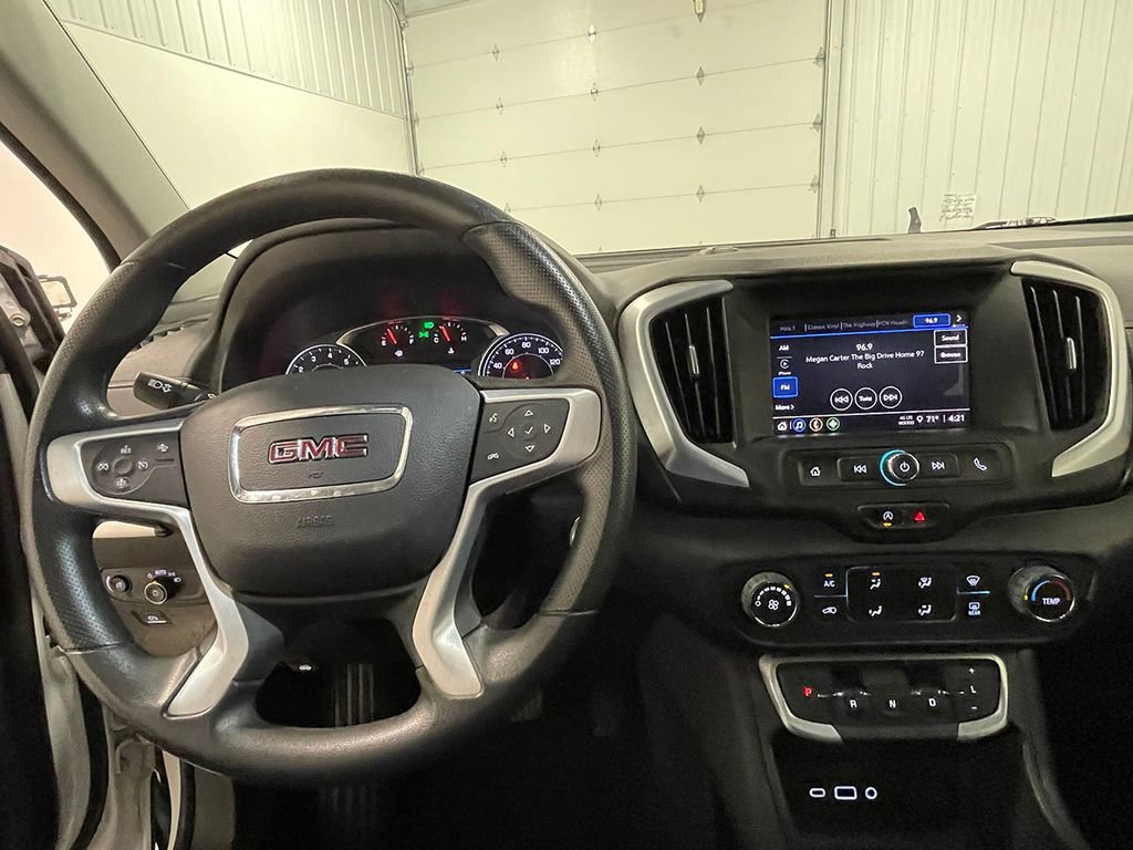 Used 2023 GMC Terrain SLE FWD image 36