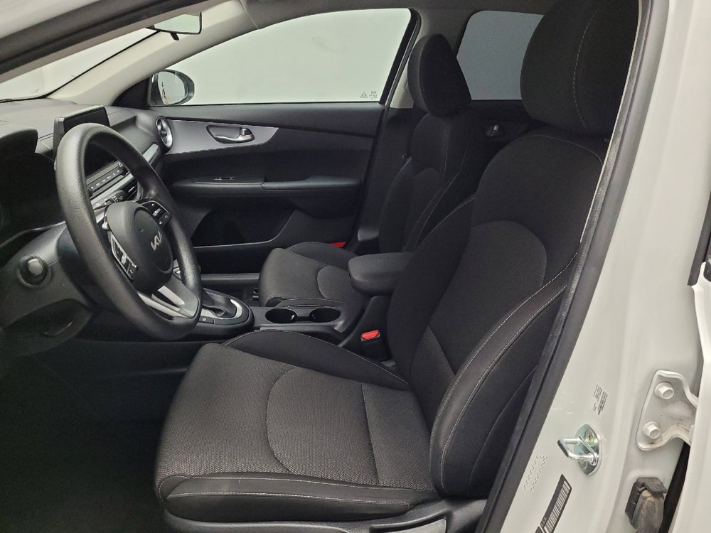 Used 2023 Kia Forte LXS w/ LXS Technology Package image 17
