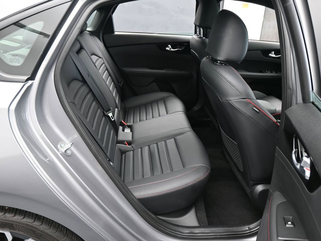 Used 2023 Kia Forte GT w/ GT2 Package image 37