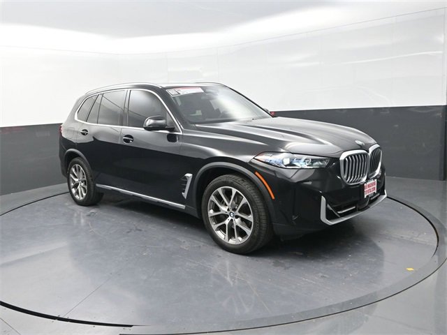 Used 2024 BMW X5 xDrive40i w/ Premium Package image 9