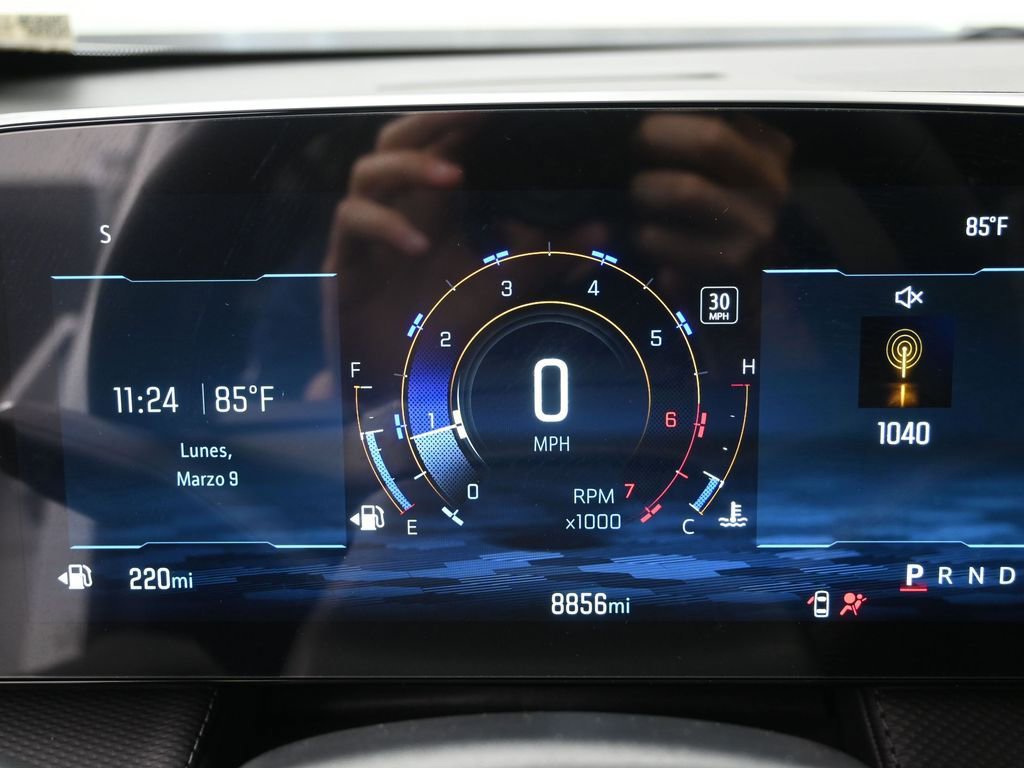 Used 2026 Chevrolet Equinox LT w/ Safety and Technology Package image 14