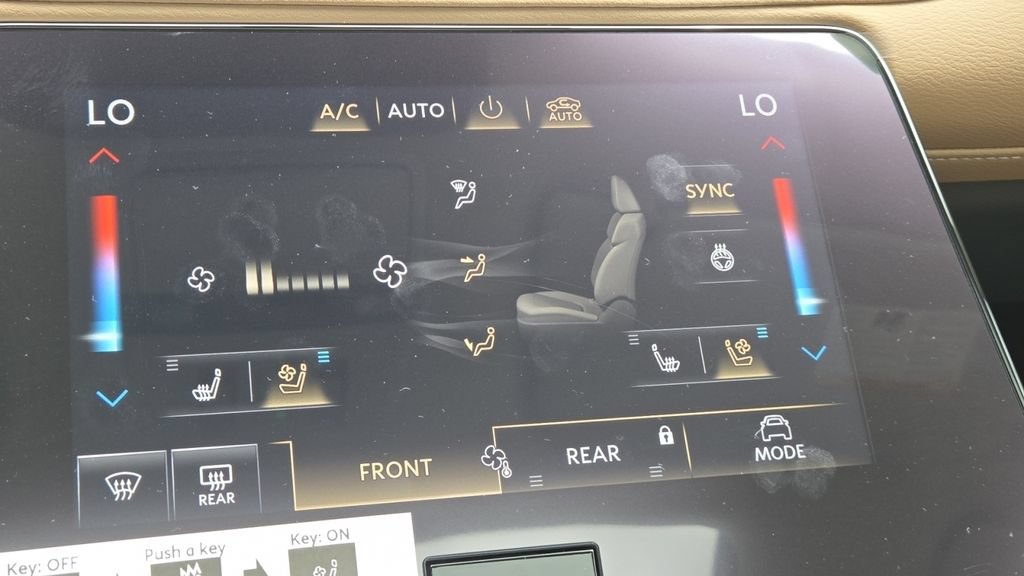 New 2027 INFINITI QX80 Luxe w/ Cargo Package AWD/4WD image 23