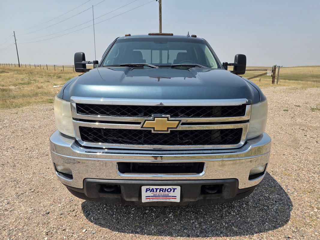 Used 2011 Chevrolet Silverado 3500 LTZ w/ LTZ Plus Package AWD/4WD image 8