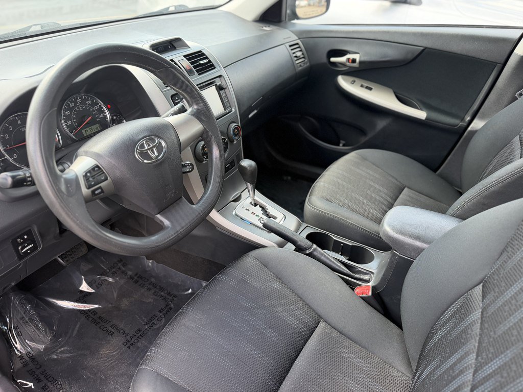 Used 2013 Toyota Corolla S w/ Premium Pkg FWD image 8