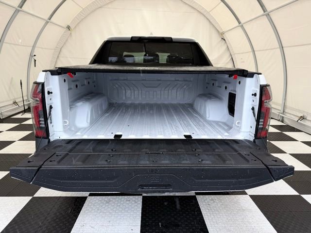 Used 2025 Chevrolet Silverado EV LT image 5