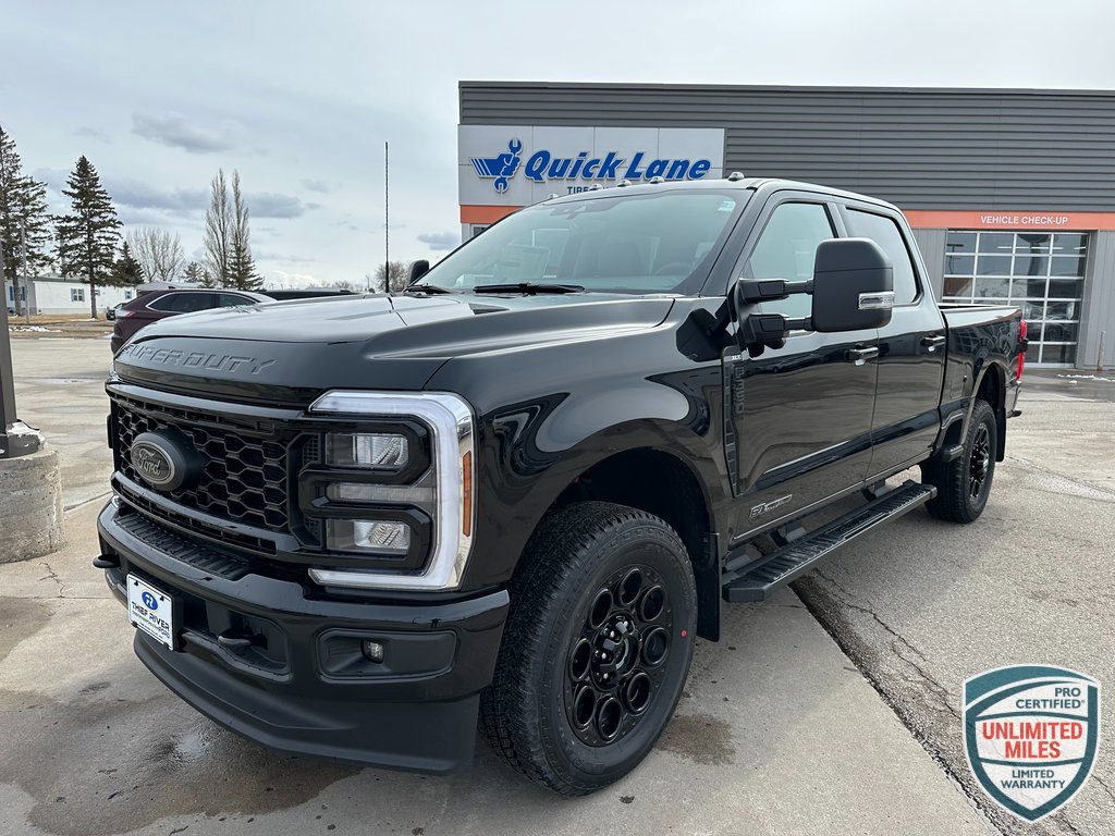 New 2025 Ford F350 XLT w/ Black Appearance Package