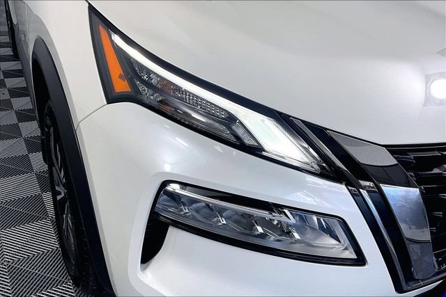 Used 2023 Nissan Rogue SV AWD/4WD image 30