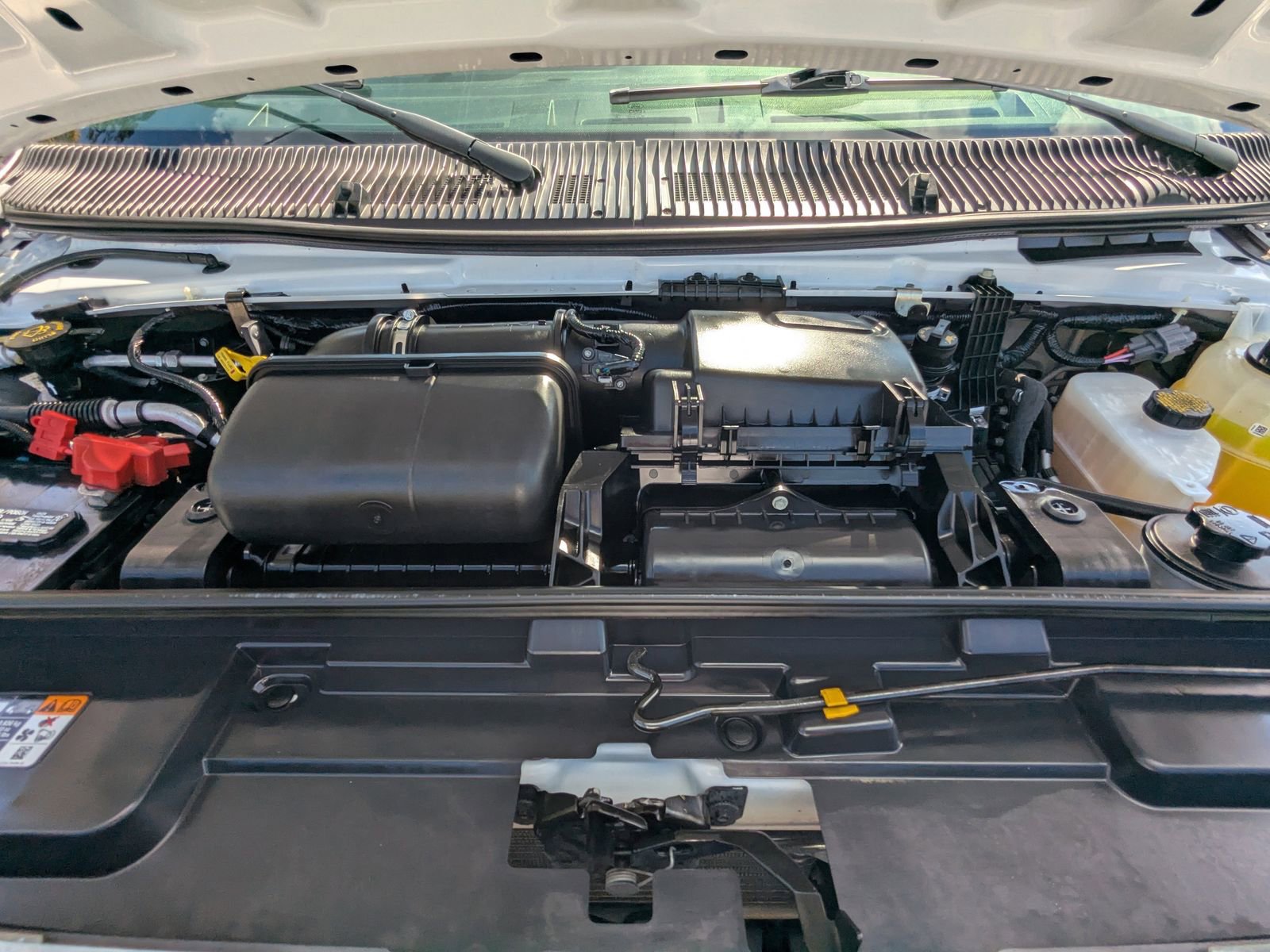 Certified 2024 Ford E-350 and Econoline 350 Super Duty w/ Power Windows & Locks Group image 11