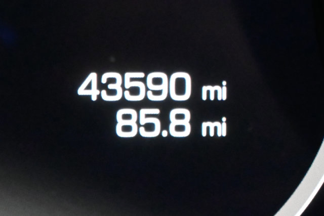 Used 2019 Porsche Cayenne Turbo w/ Premium Plus Package image 81