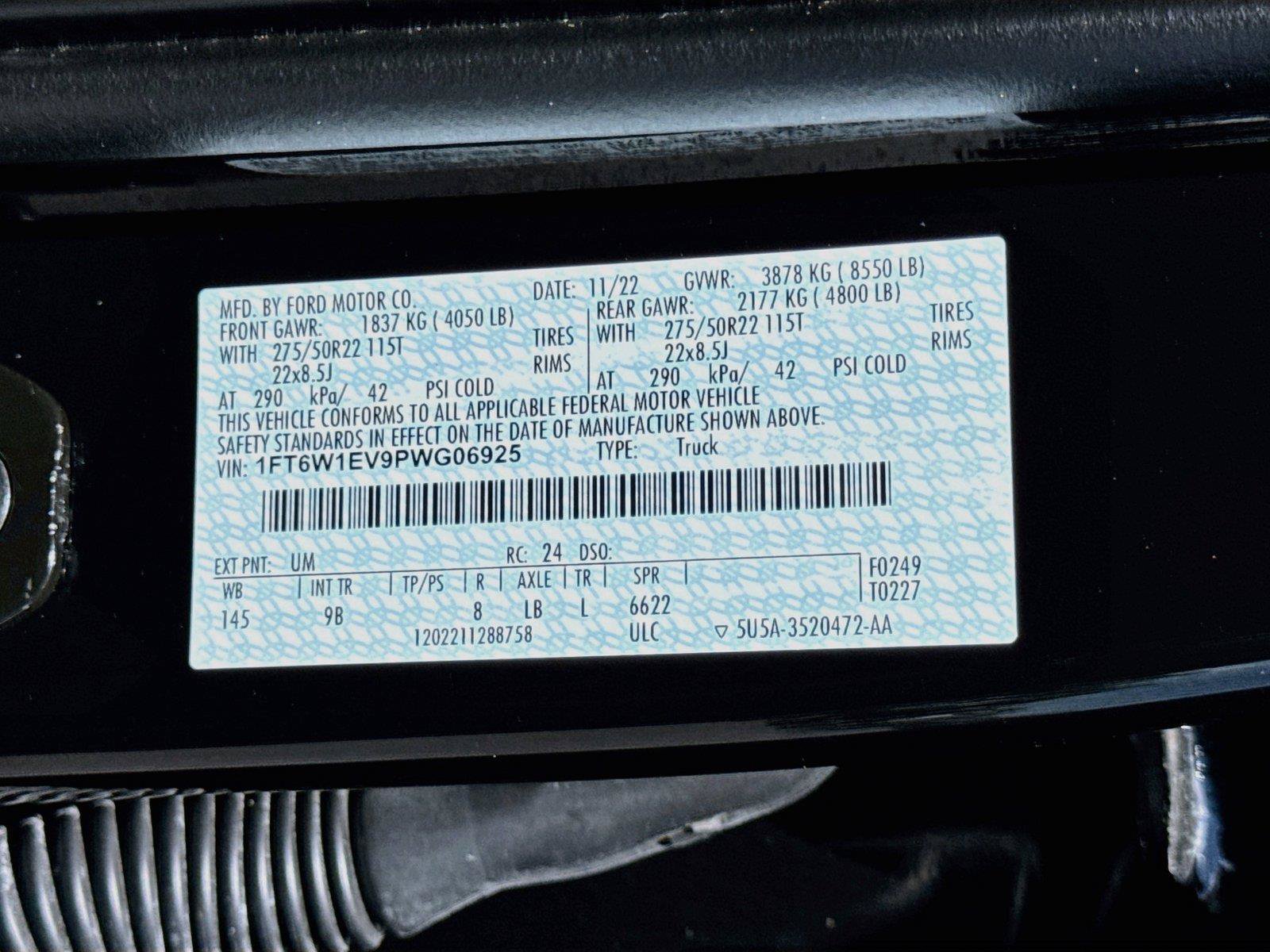 Used 2023 Ford F150 Lightning Platinum AWD/4WD image 36