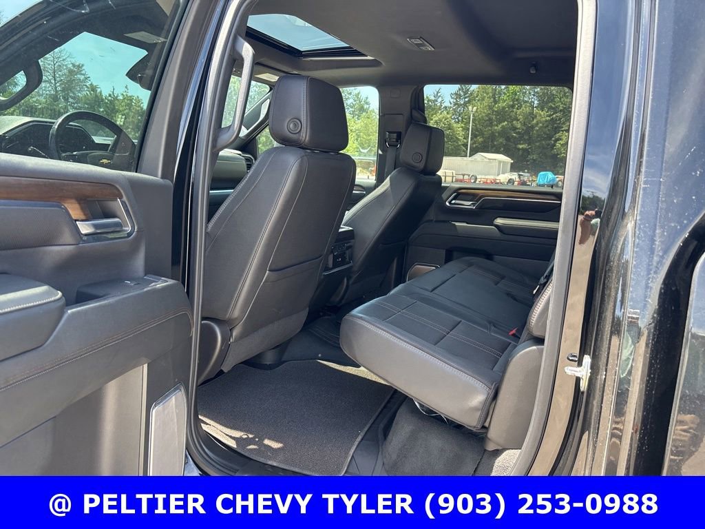 Used 2024 Chevrolet Silverado 3500 High Country w/ High Country Premium Package AWD/4WD image 23