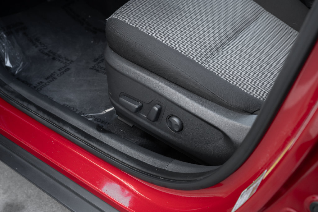 Used 2021 Hyundai Kona SEL Plus FWD image 19