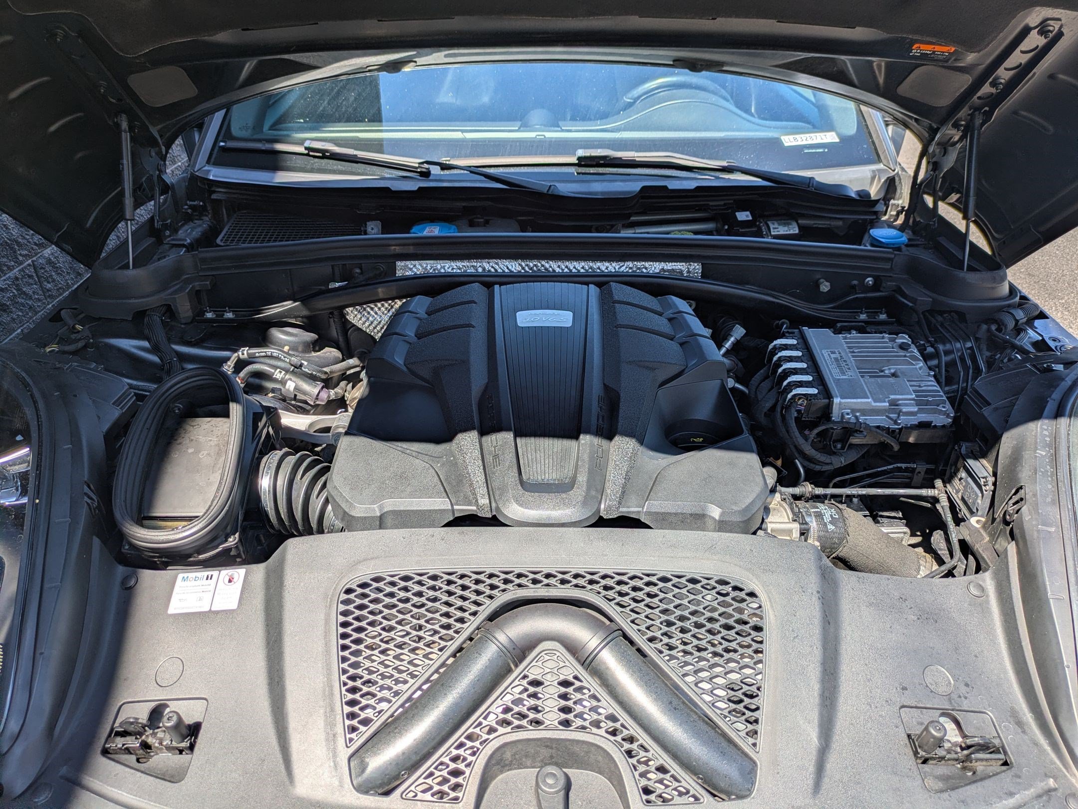 Used 2020 Porsche Macan S AWD/4WD image 33