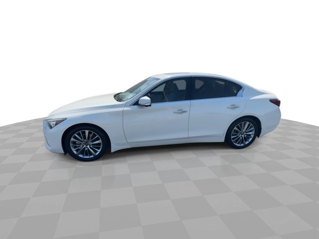 Used 2023 INFINITI Q50 Luxe w/ Cargo Package RWD image 5