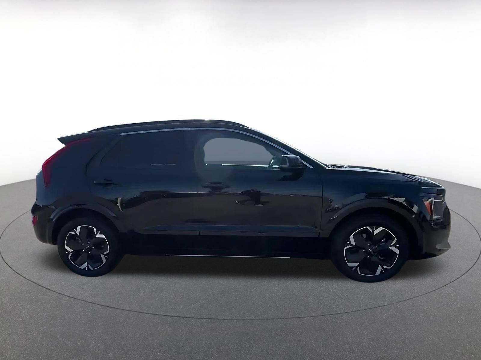 Used 2024 Kia Niro Wind FWD image 16