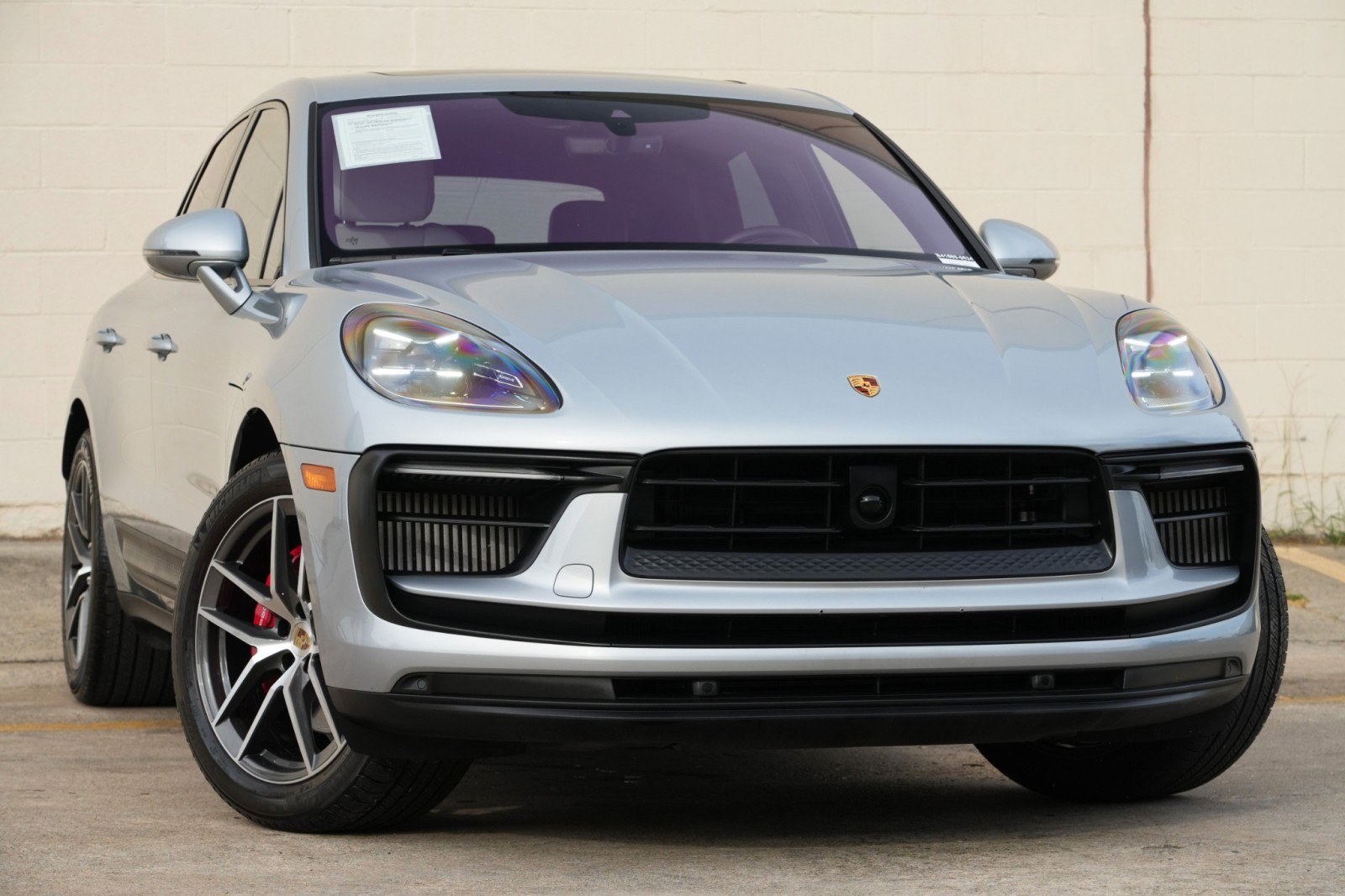 Used 2023 Porsche Macan S AWD/4WD image 4