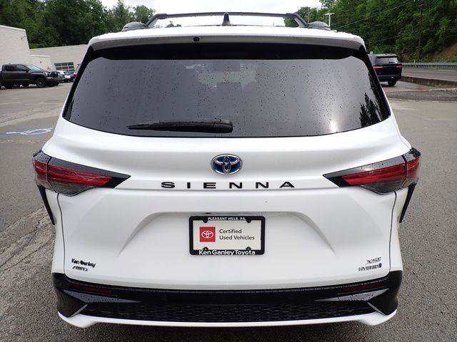 Certified 2022 Toyota Sienna XSE w/ XSE Plus Package AWD/4WD image 5