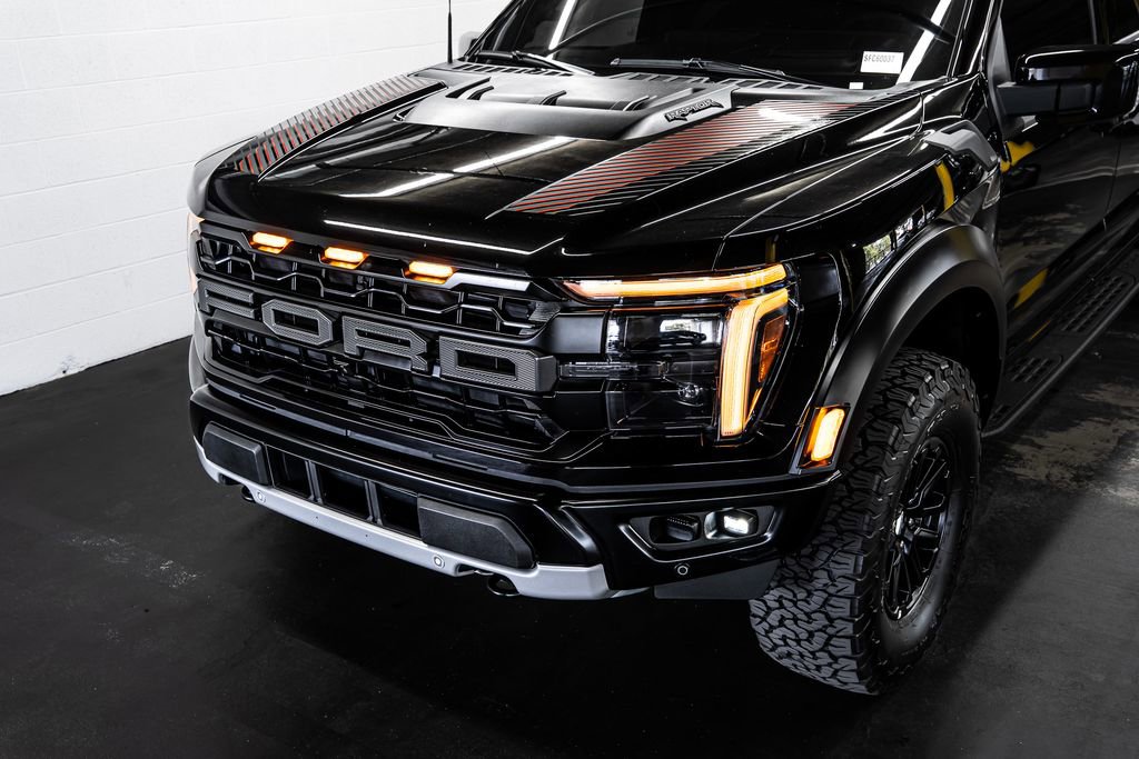Used 2025 Ford F150 Raptor AWD/4WD image 11