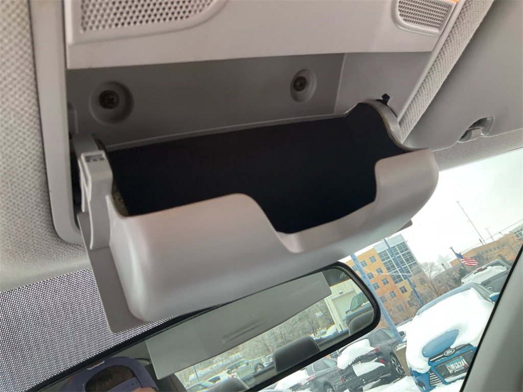 Used 2017 Hyundai Elantra SE image 17